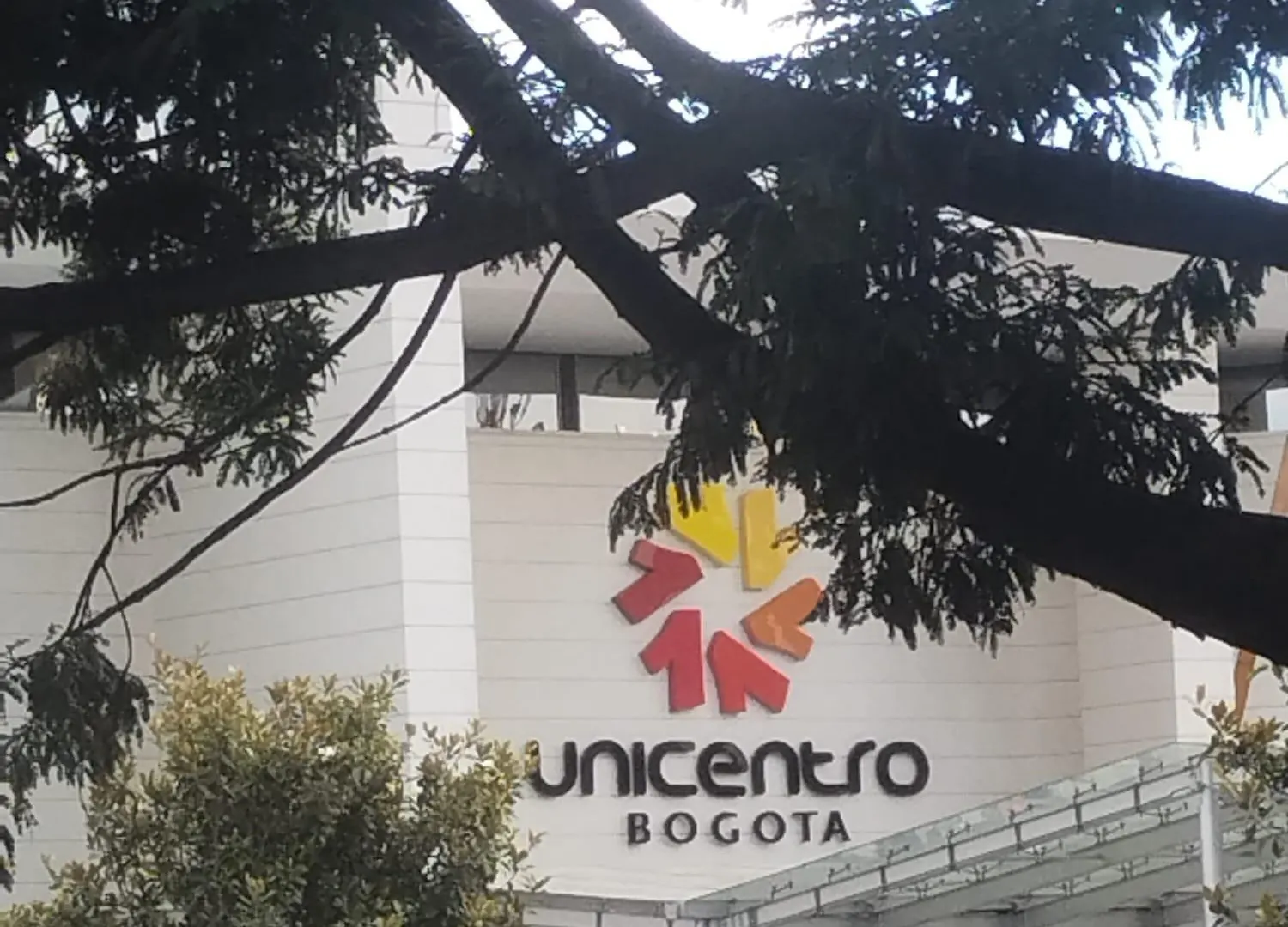 Soul Santa Barbara, Top Location, Caminando Al Centro Comercial Unicentro, Suite De 20Mts2, Netflix Y Wifi De Fibra Optica Con Coworking Y Gym En El Edificio Colombia